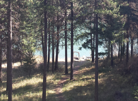 Trail to the River right from the motel.